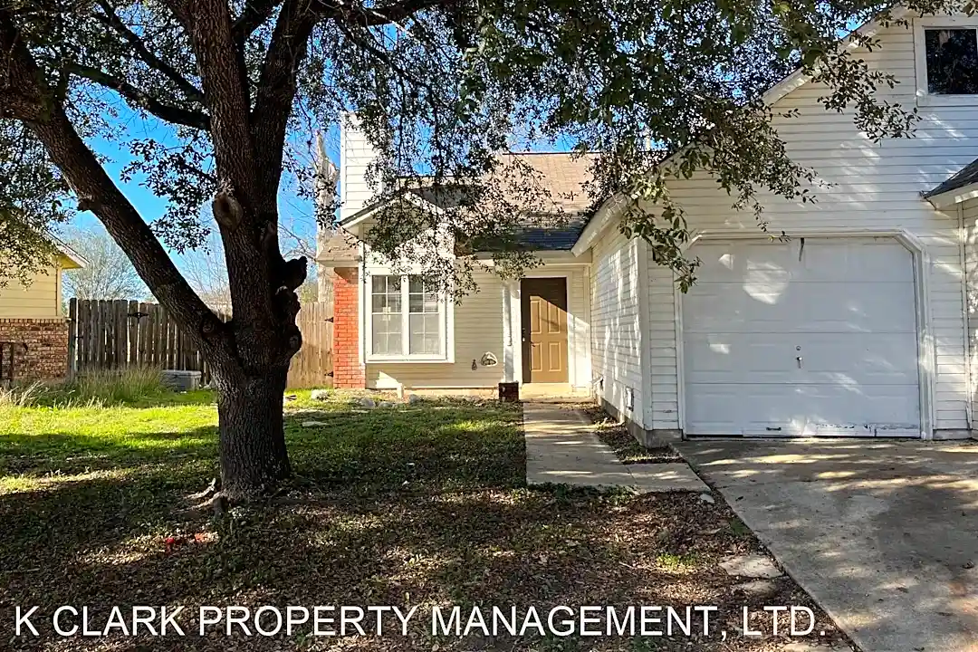 Duplex for outlet rent converse tx