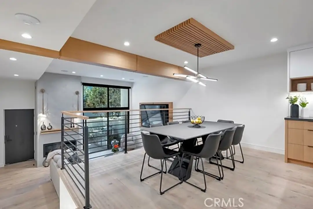 22321 Erwin St 22321 Erwin St unit 58 Los Angeles, CA Houses for