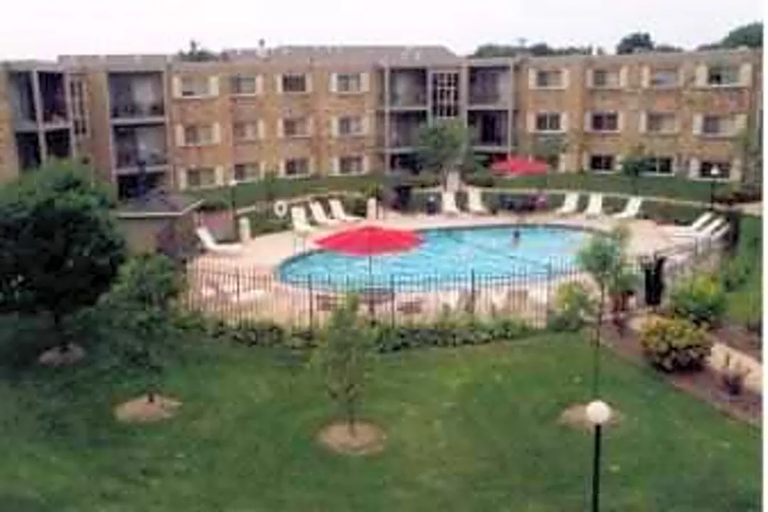 richland court apartments richfield mn 55423