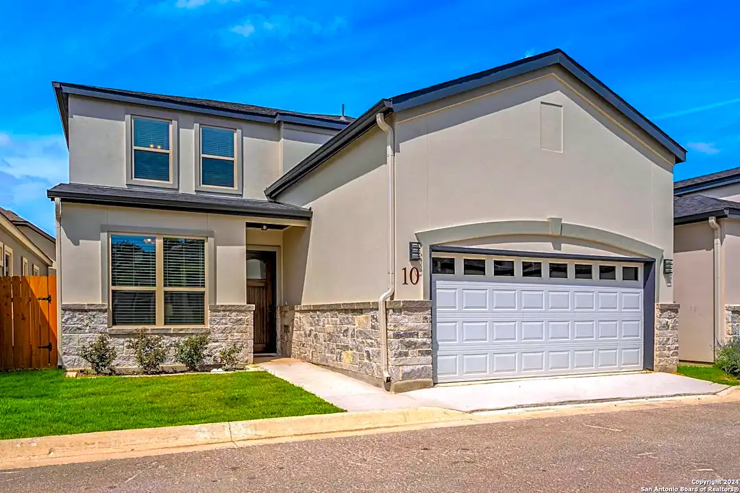 11158 Vance Jackson Rd 11158 Vance Jackson Rd unit 10 San Antonio