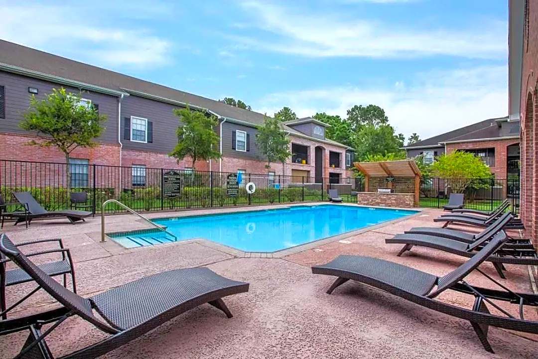 Kingsgate Luxury Apartments Beaumont TX 77713