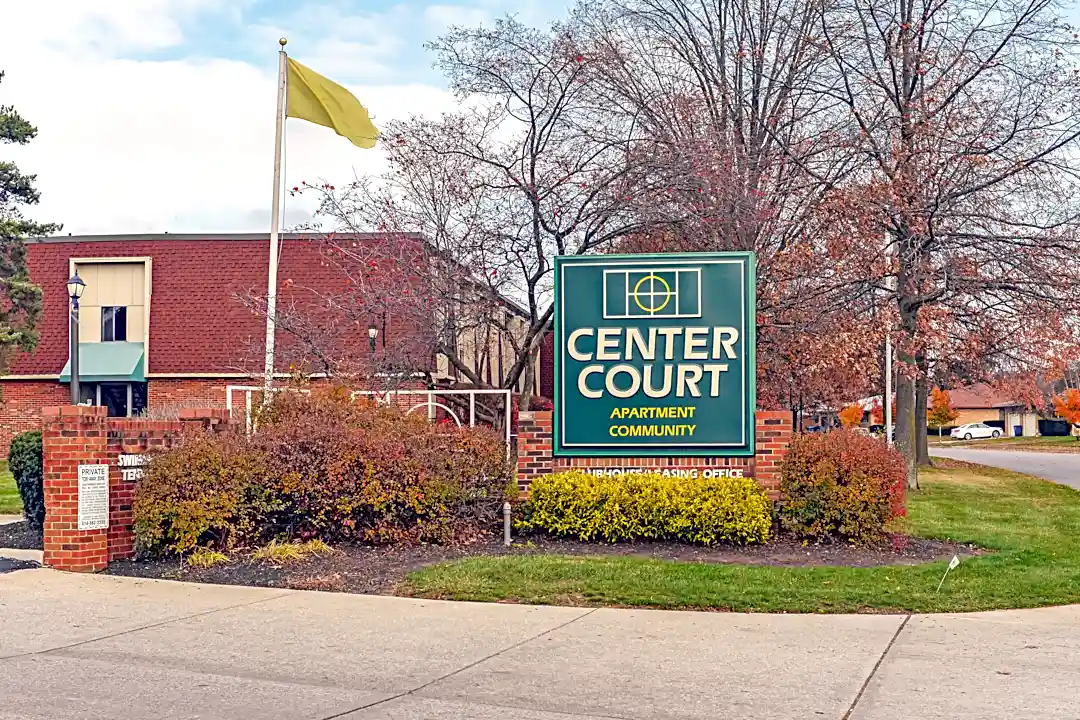 Center Court Apartments Columbus, OH 43229