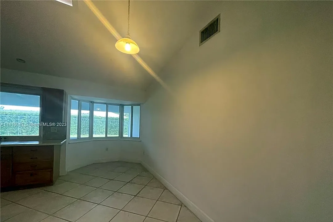 Rooms for Rent in Cutler Bay, FL