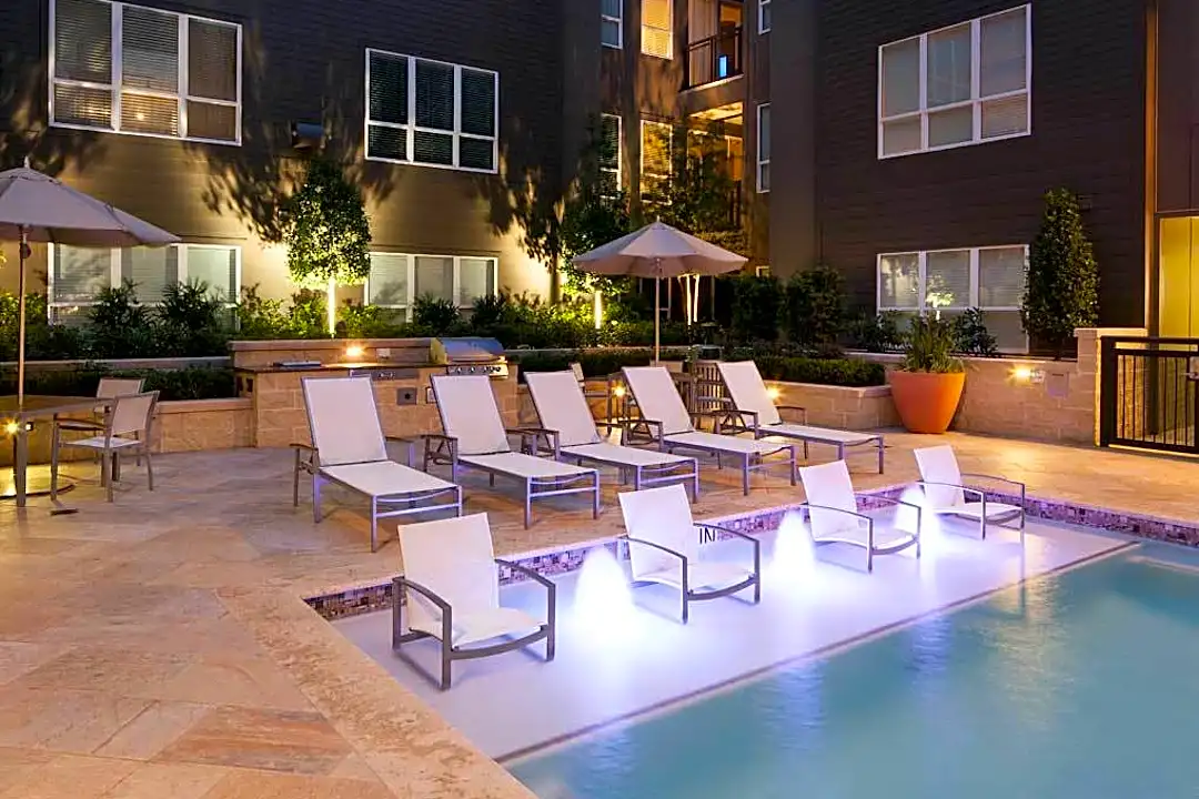 AMLI River Oaks Houston TX 77019