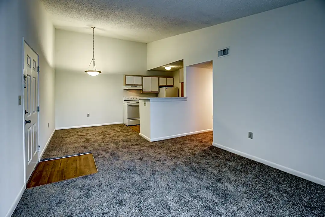Honey Creek Apartments - Greenwood In 46143