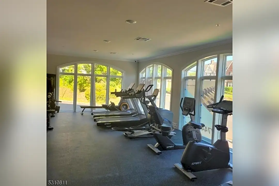 663 Springfield Ave 52 Apartments Berkeley Heights, NJ 07922