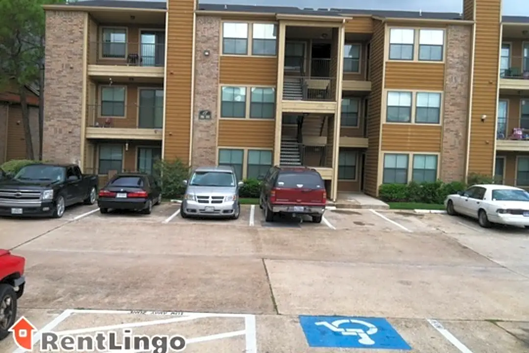 5500 De Soto St Apartments - Houston, TX 77091