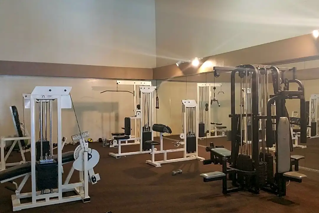 club royale 380 n linden ave rialto ca apartments for rent rent com