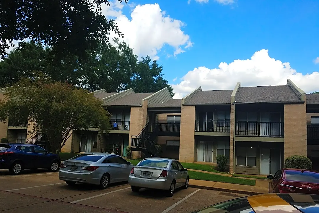 Cambridge Court Apartments - 5222 Northway Dr, Nacogdoches, TX Apartments  for Rent