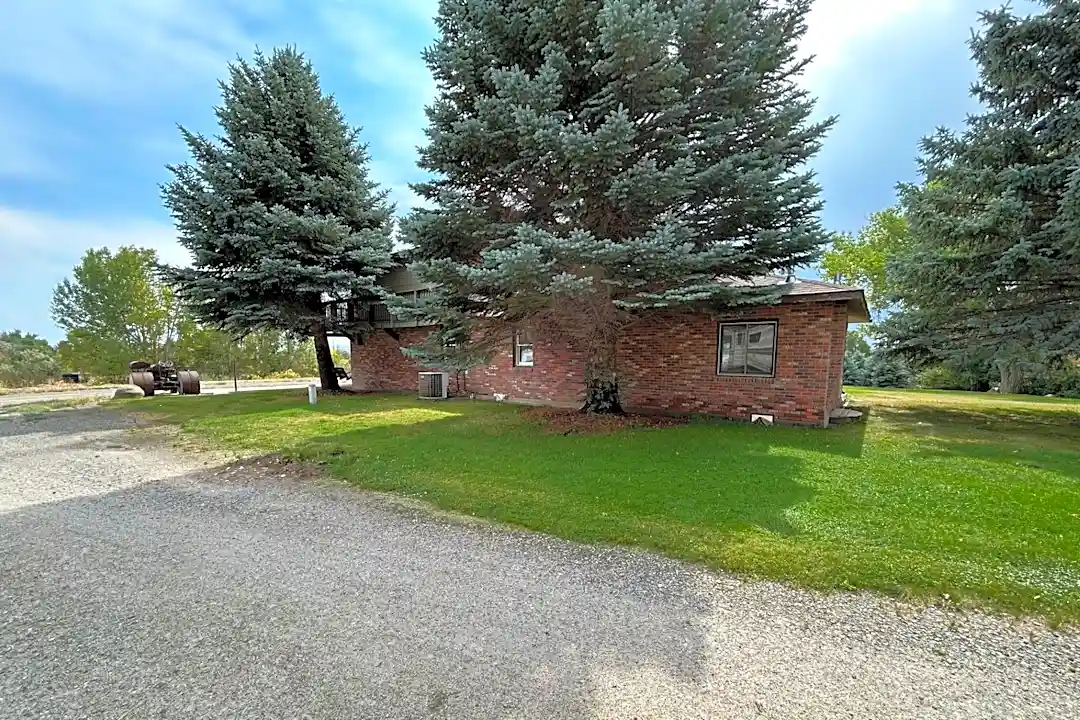 3737 Village Dr Riverton, WY Houses for Rent Rent.