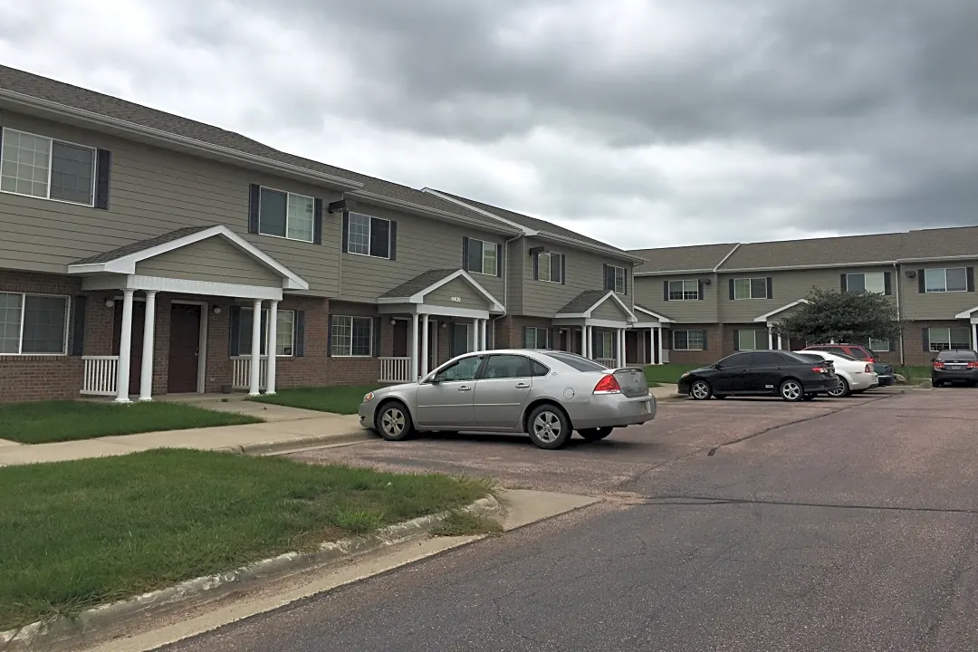 WESTPOINT APARTMENTS Apartments - Sioux Falls, SD 57107