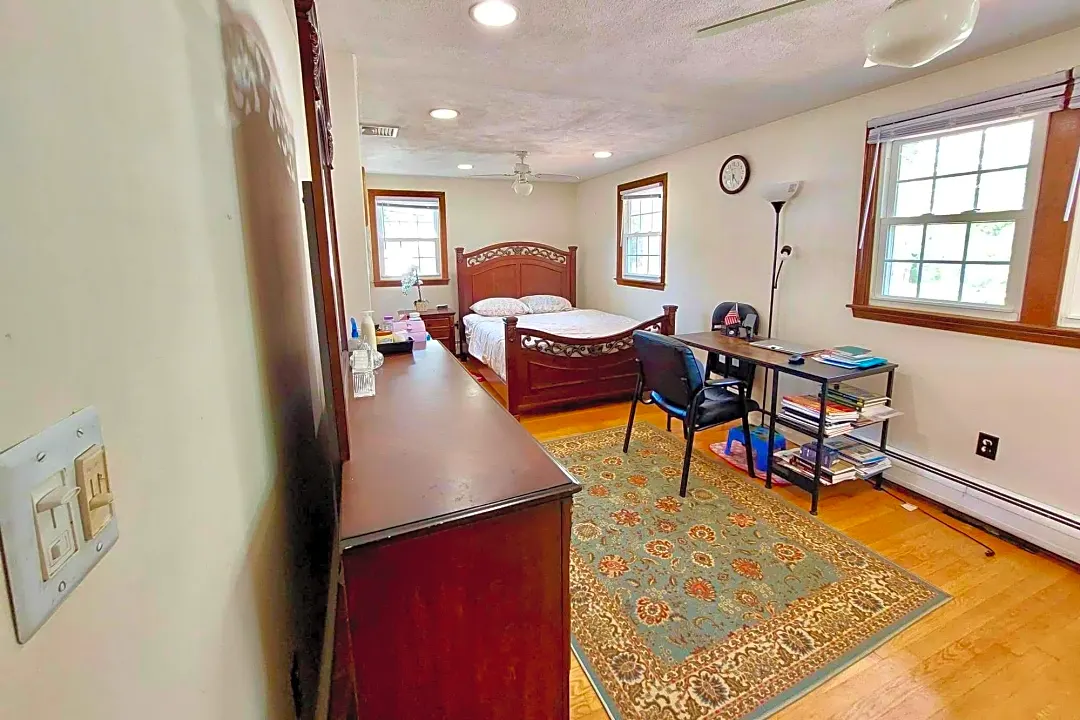 1 Wheatland St, Burlington, MA 01803 3 Bedroom House for $4,100