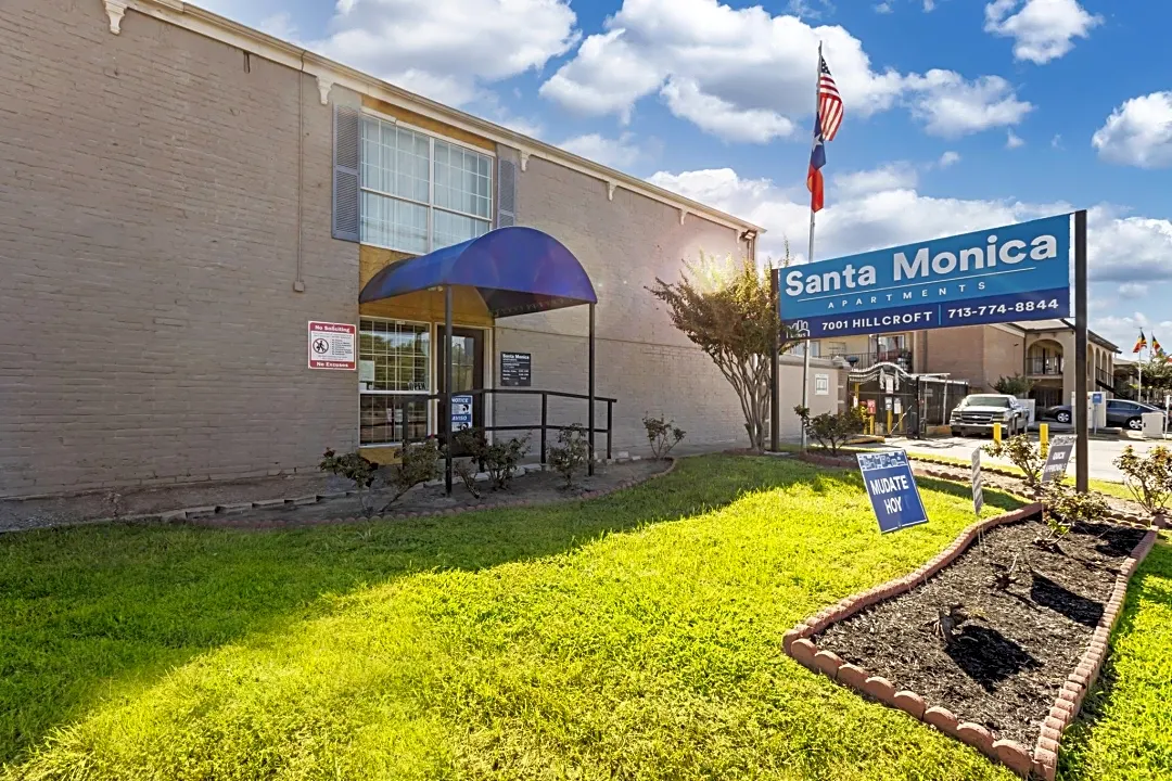 Santa Monica - 7001 Hillcroft St, Houston, TX Apartments for Rent