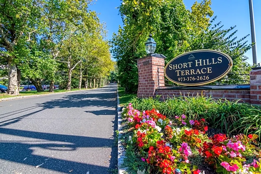 Short Hills Terrace - 119 Reviews  Short Hills, NJ Apartments for