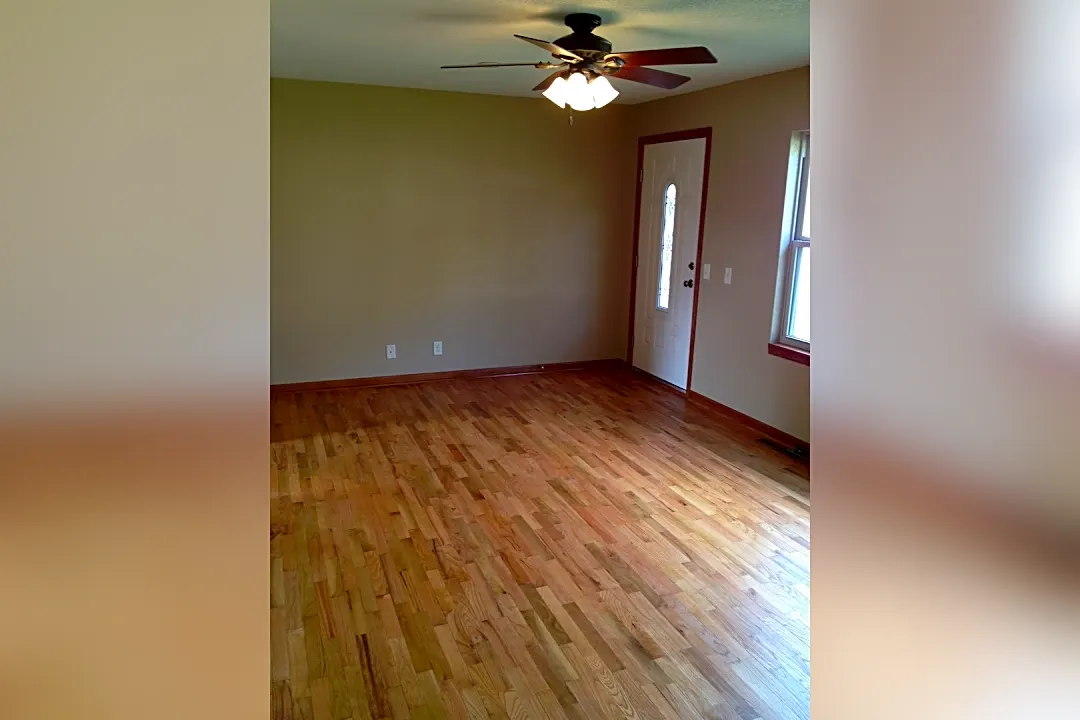 1227 Johnson St Augusta, KS Houses for Rent Rent.