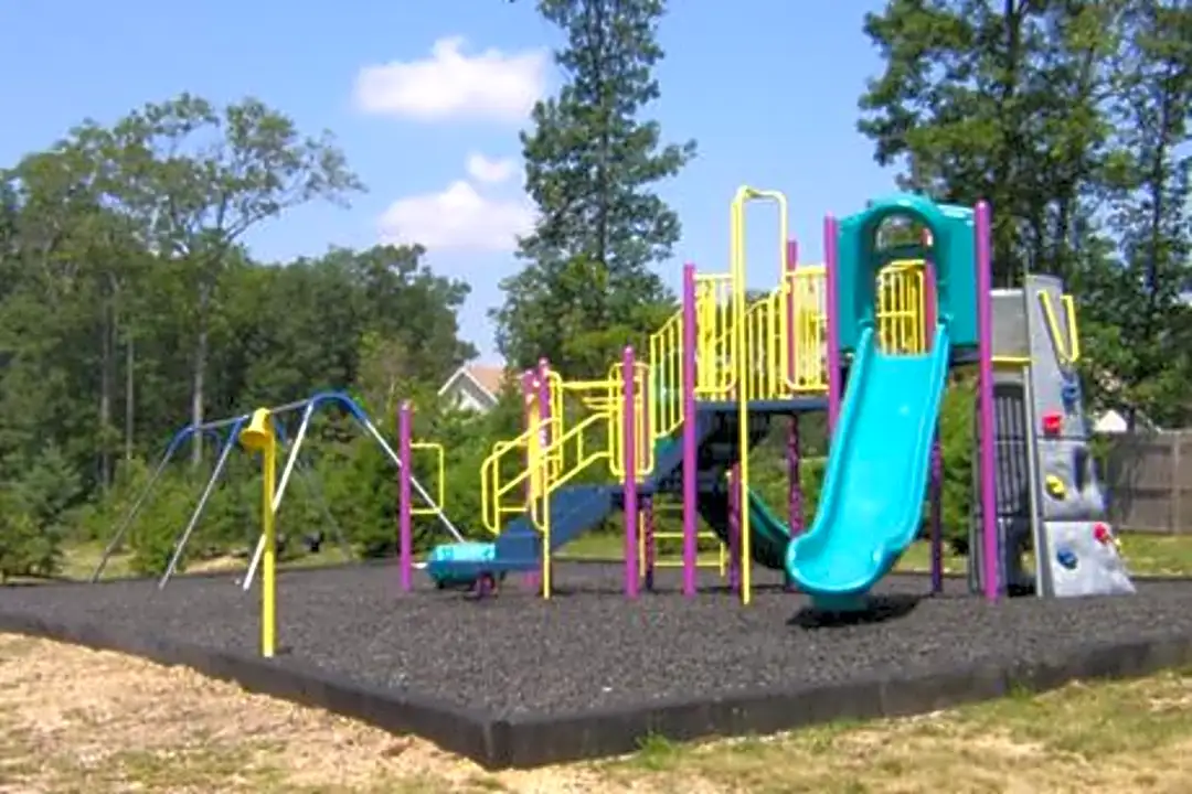 Hidden Creek Apartments - 1 Hidden Creek Boulevard Bayville Nj Apartments For Rent Rentcom