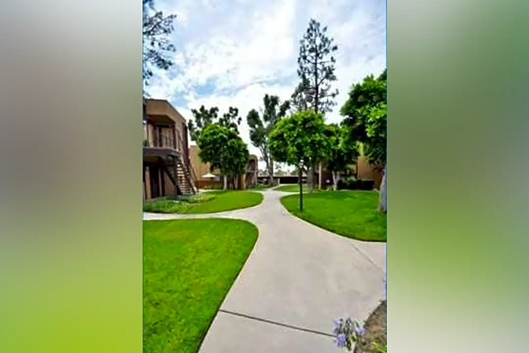 Brookstone Apartment Homes Buena Park CA 90621