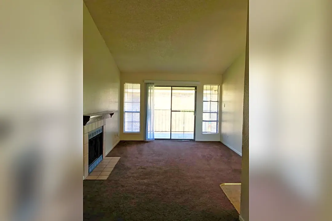 8824 Old McGregor Rd 8824 Old McGregor Rd unit 202 Woodway, TX