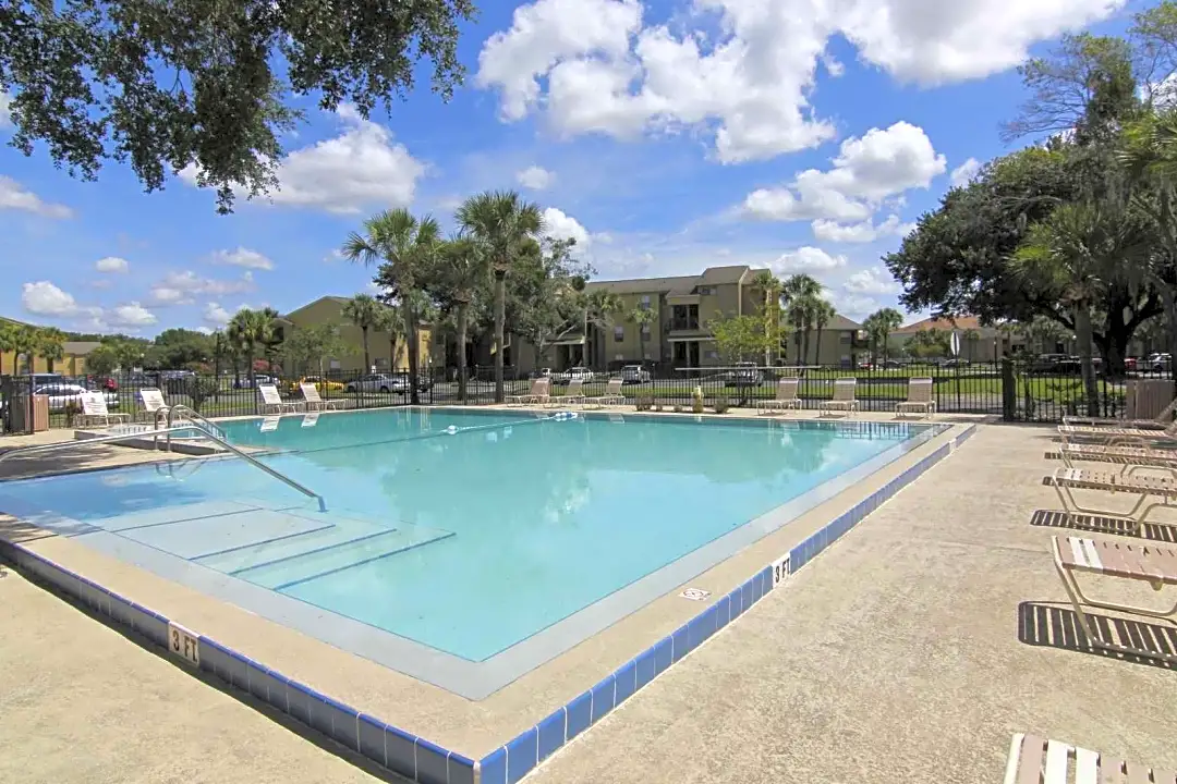 Village Park At Lake Orlando Apartments - Orlando, FL 32808