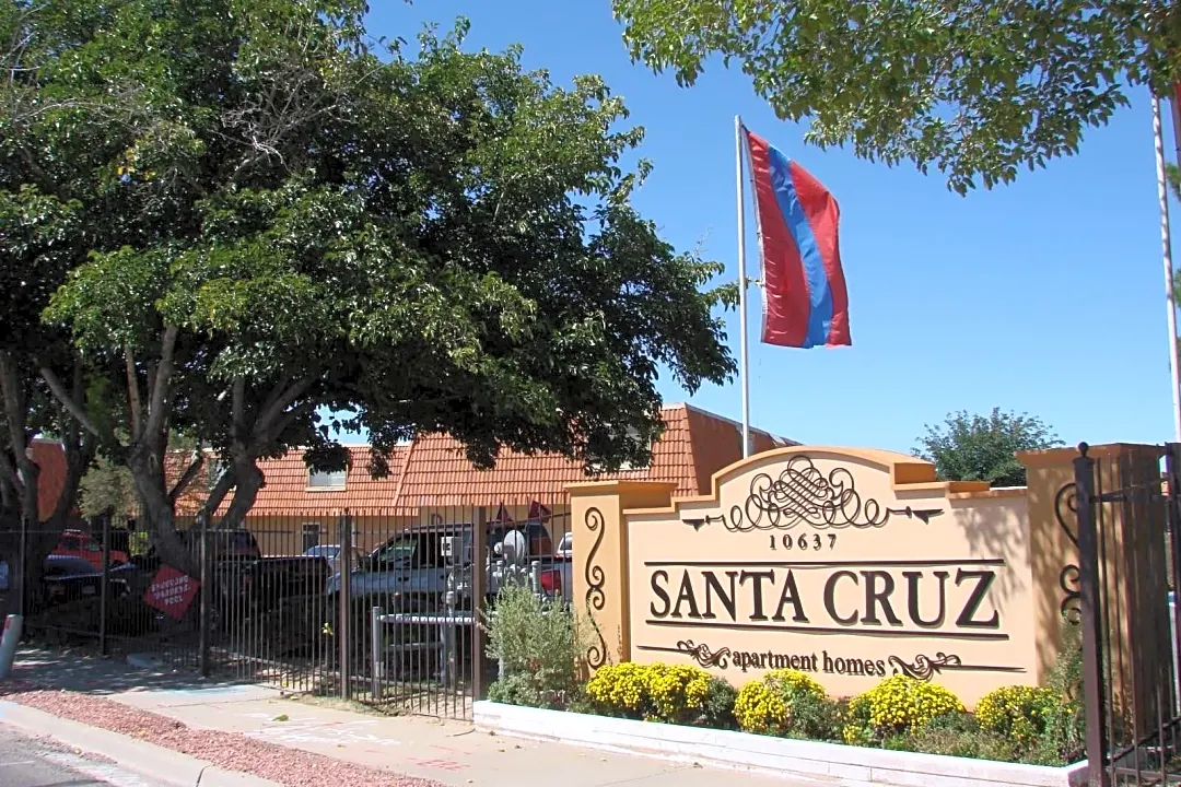 Santa Cruz Apartment Homes