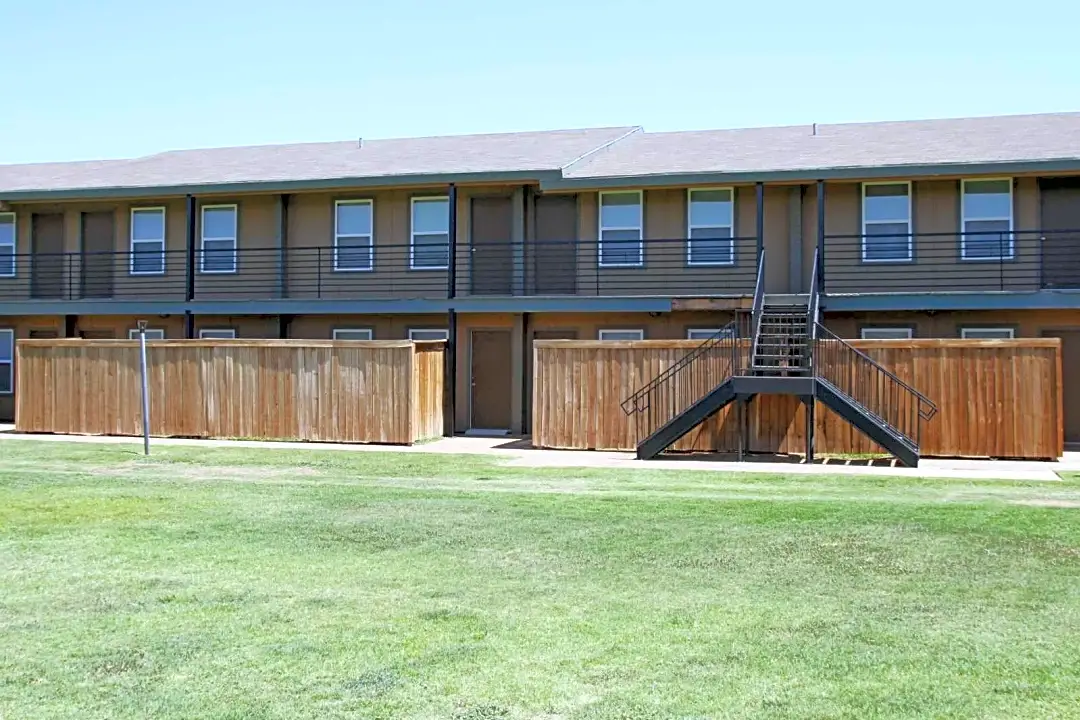 Somerset Square 5301 11th St Lubbock TX Apartments for Rent