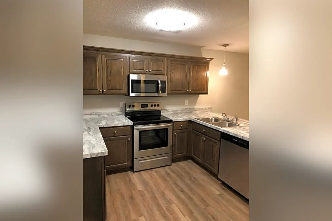 1068 Mace Rd, Osage Beach, MO Apartments for Rent