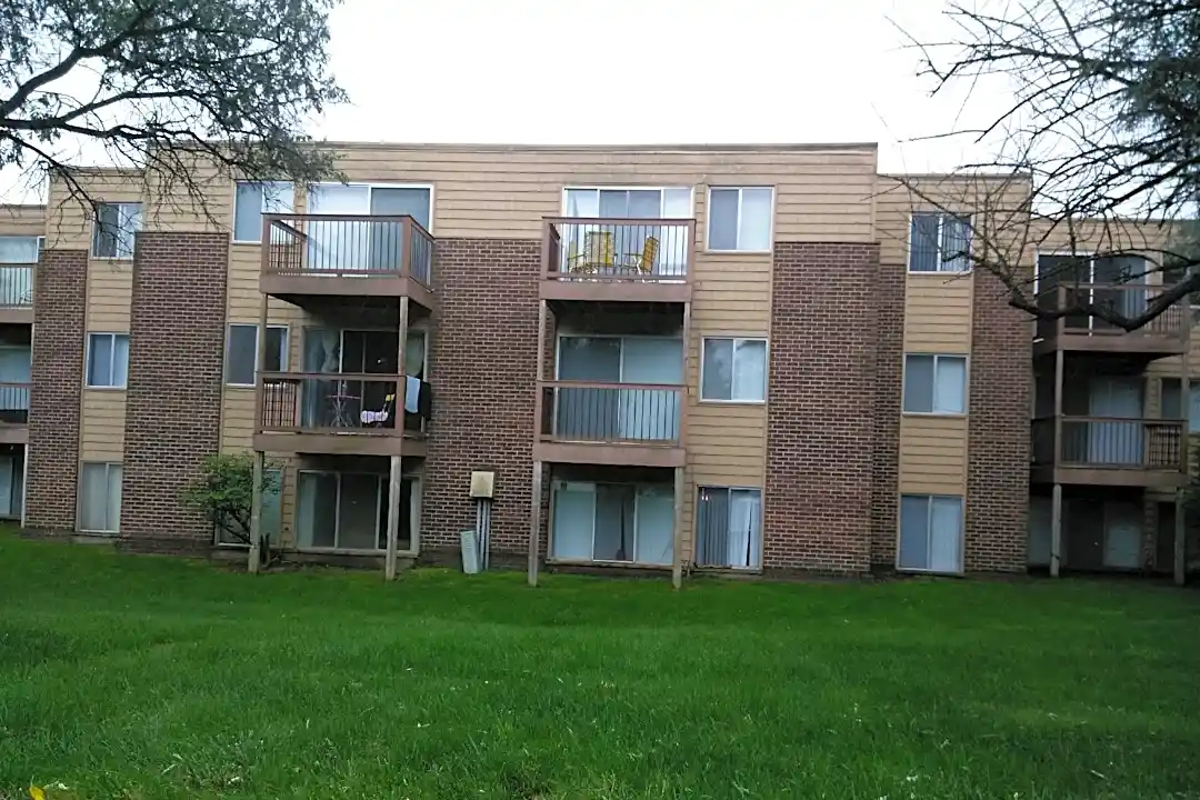 somerset apartments 320 terrace dr flushing mi apartments for rent rent com