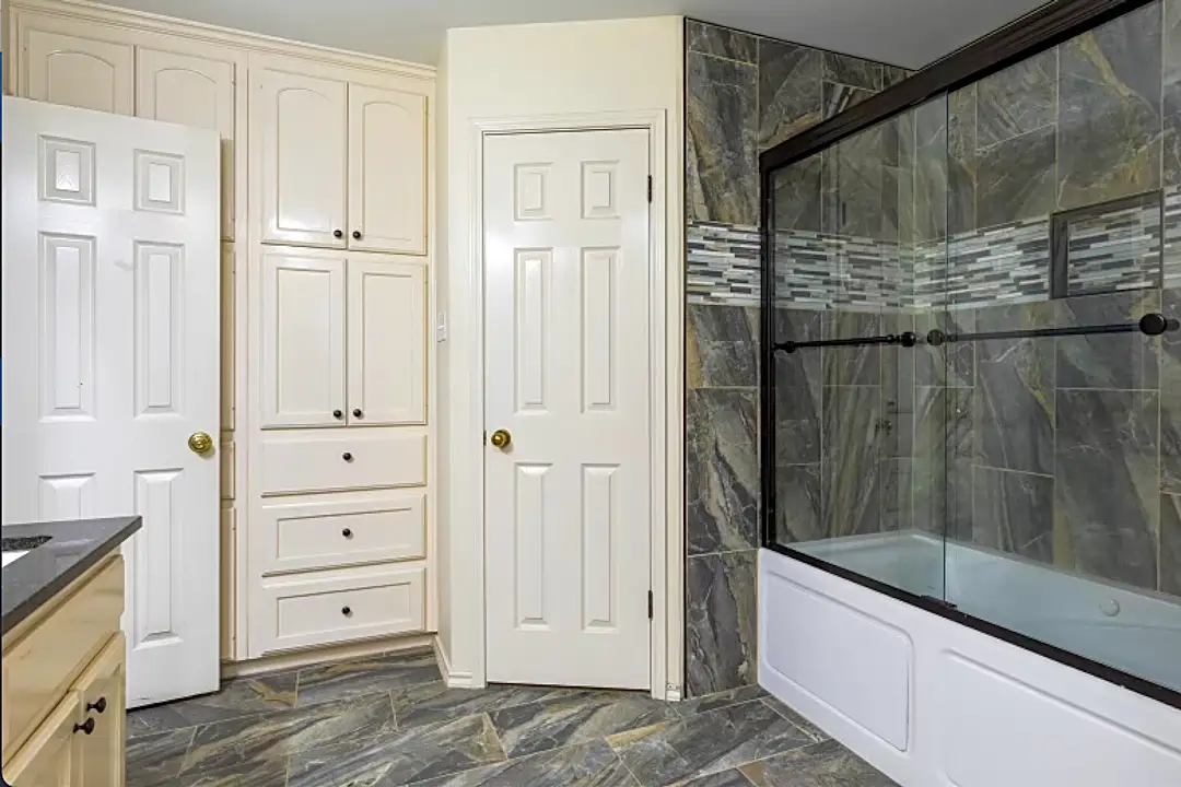 1048 Eagle Canyon Dr Apartments China Spring, TX 76633