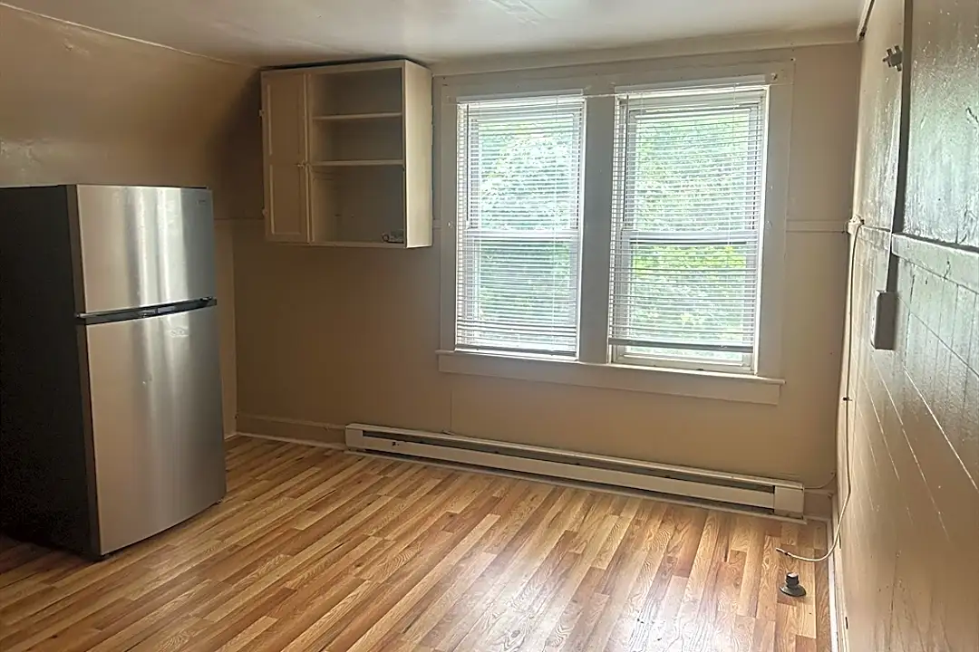 261 Wilbraham Rd 261 Wilbraham Rd unit 3 Springfield, MA Apartments