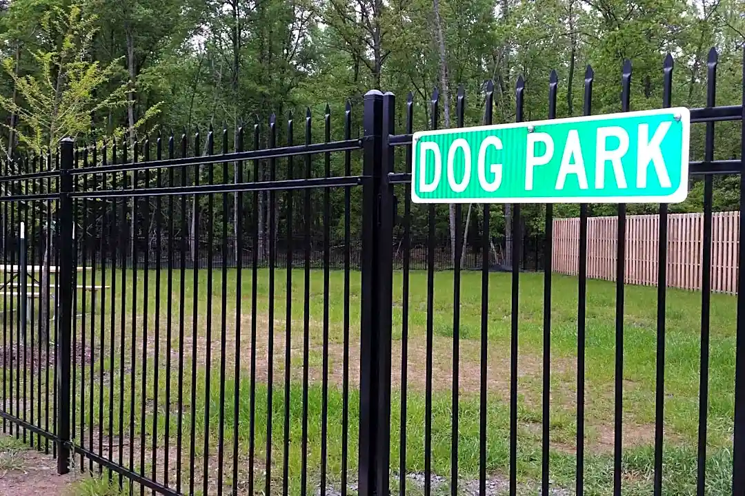 White oak hot sale dog park