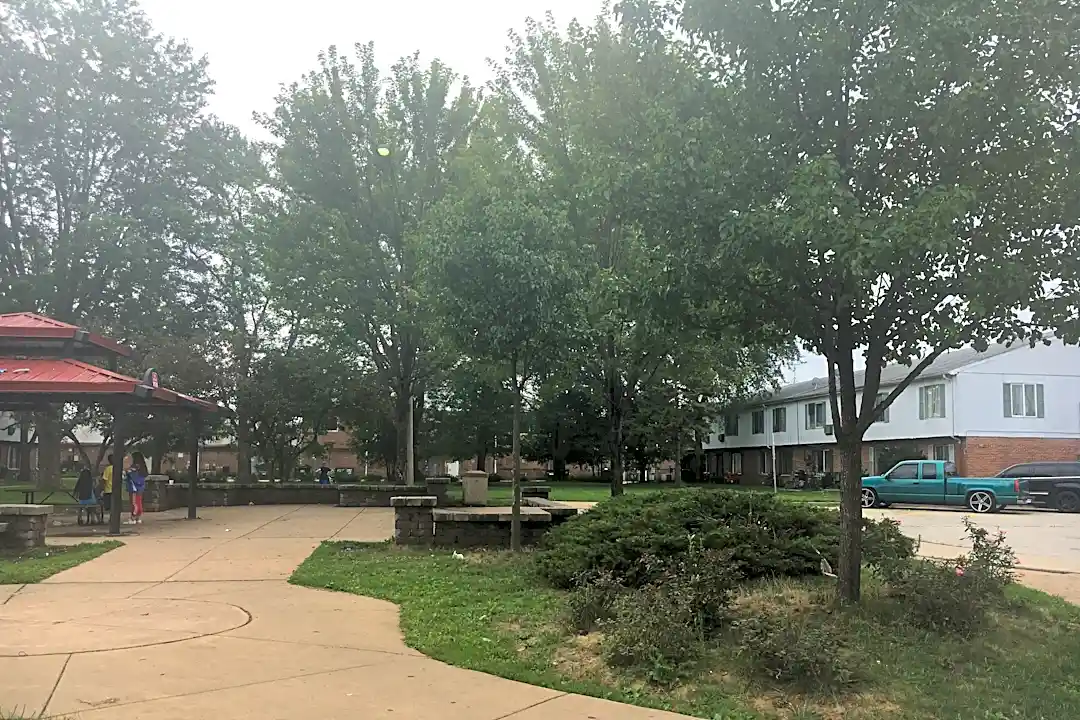East Park Apartments - Rolling Meadows Il 60008