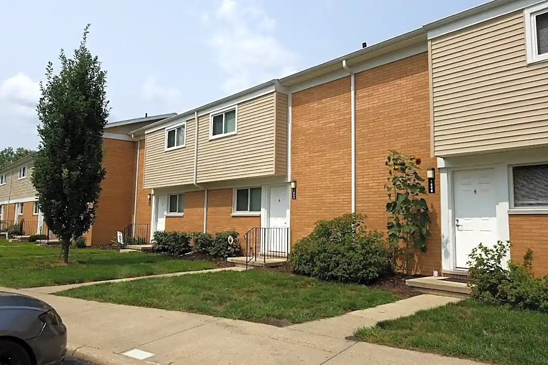 Samaritas 1542 Village Green Ln Adrian Mi Apartments For Rent Rent Com