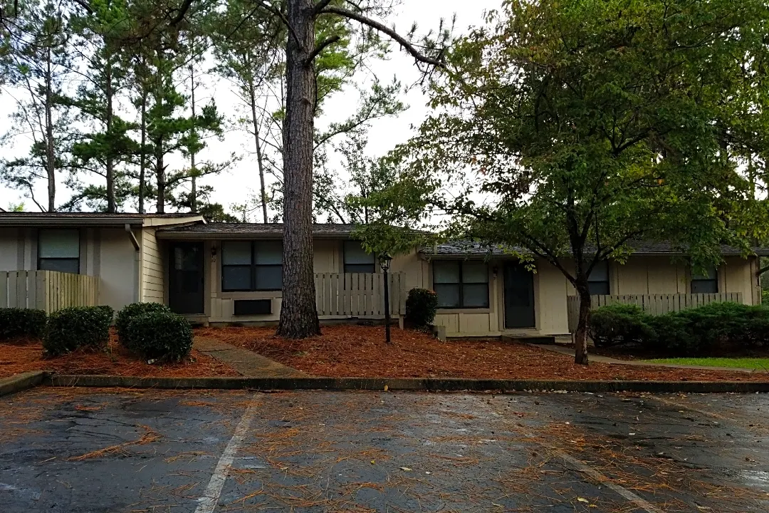 Hillside Manor Apartments - Americus, GA 31709