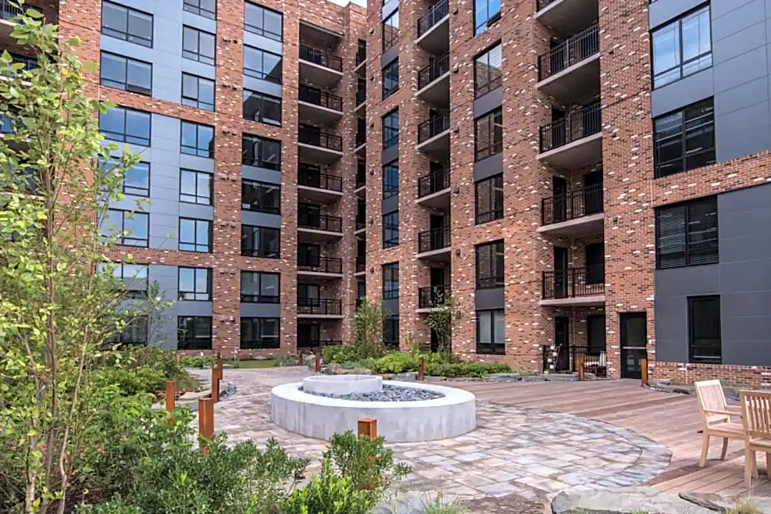Lakehouse Apartments - Columbia Md 21044