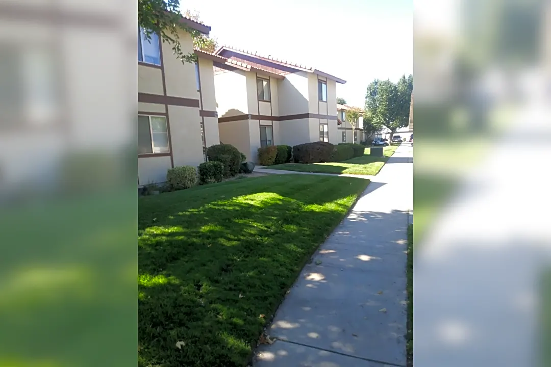 Canyon Creek Apartments Apartments - Palmdale, CA 93550