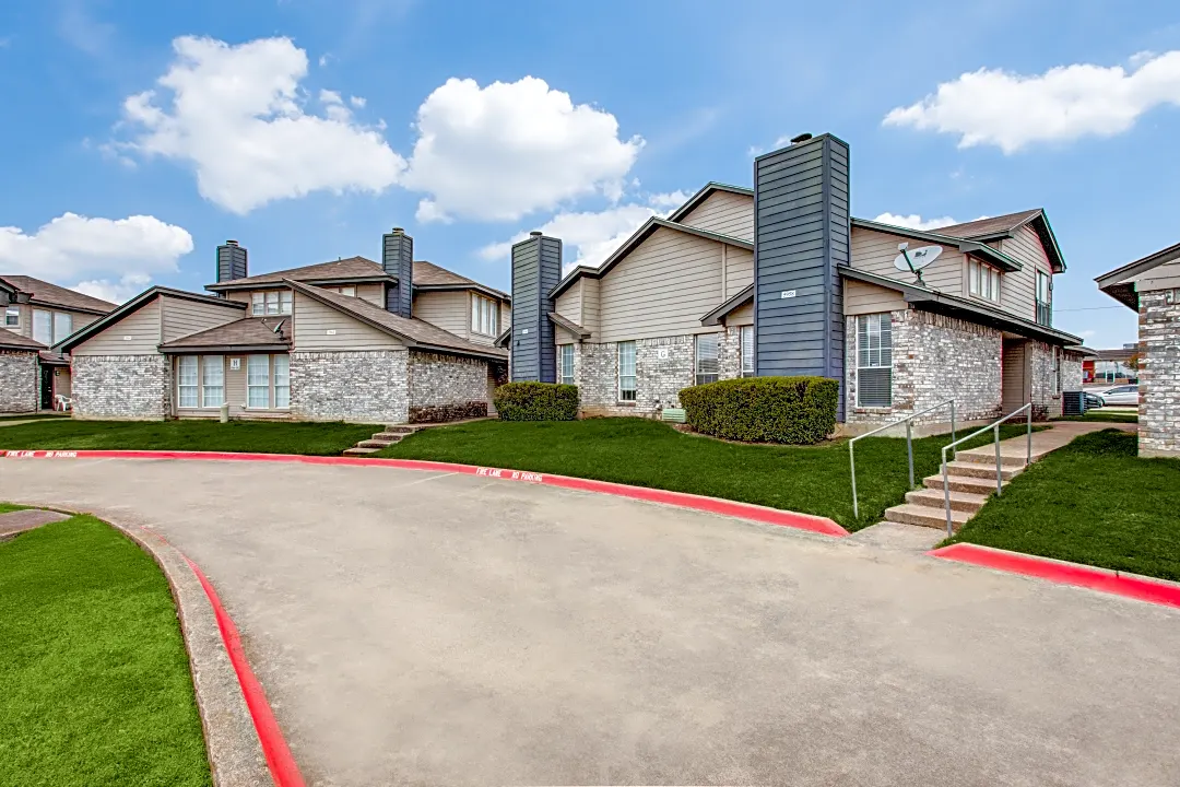 Clear Fork - 75 Reviews  Fort Worth, TX Apartments for Rent