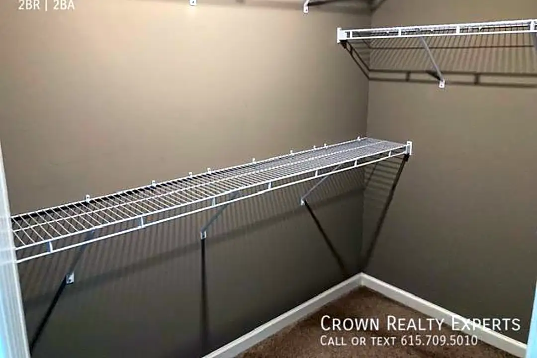 5023 Upper Park Pl Houses Nashville, TN 37013