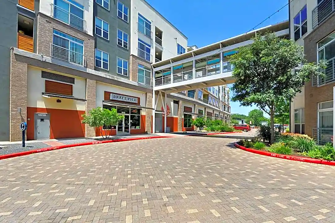 AMLI South Shore Austin TX 78741