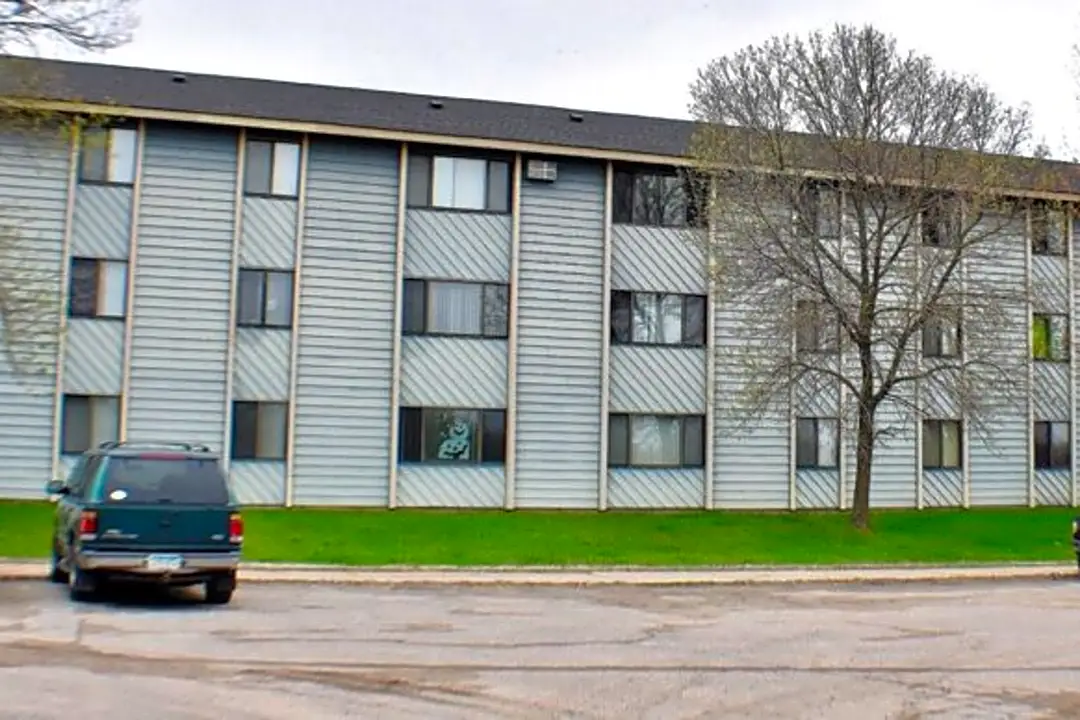 3505 9th Avenue West Hibbing MN Apartments for Rent Rent