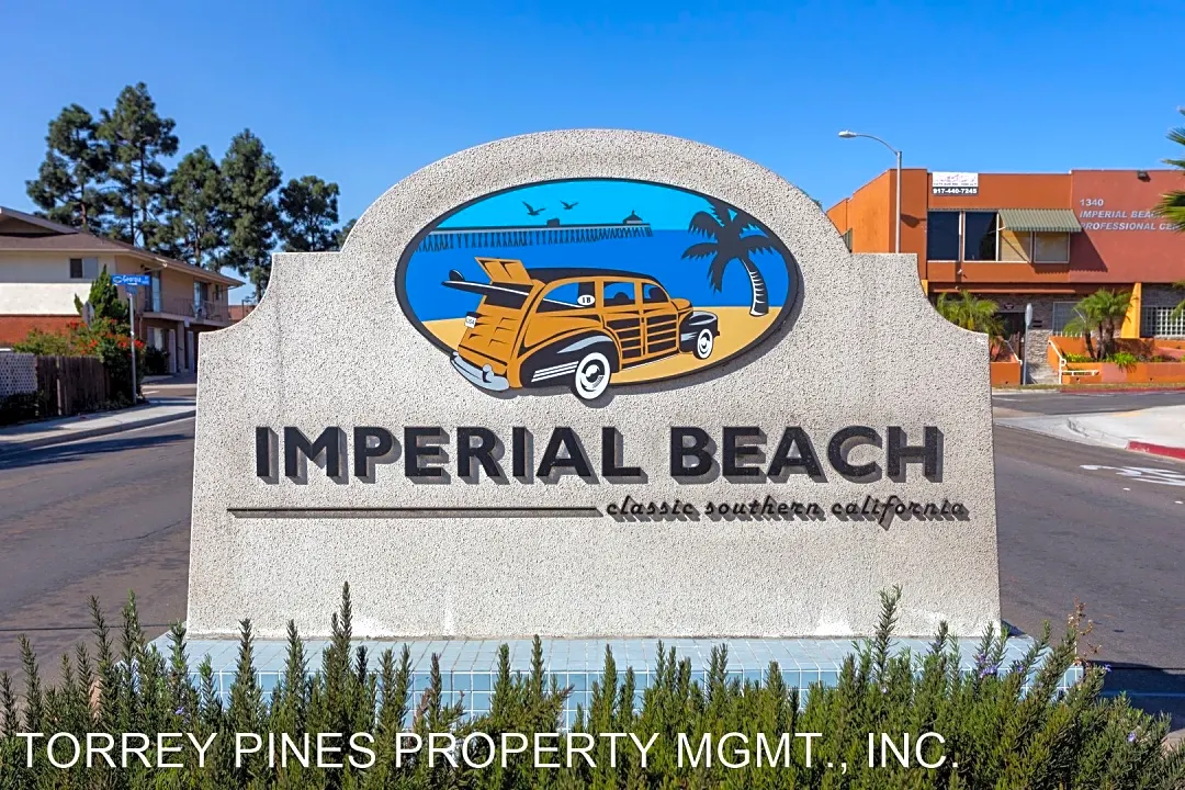 Imperial Beach Little League > Home