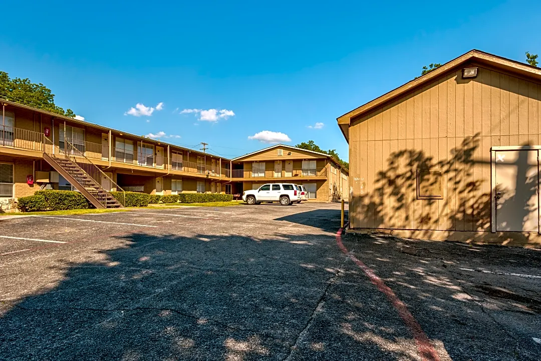 Beacon Hill - Upper E Apartments