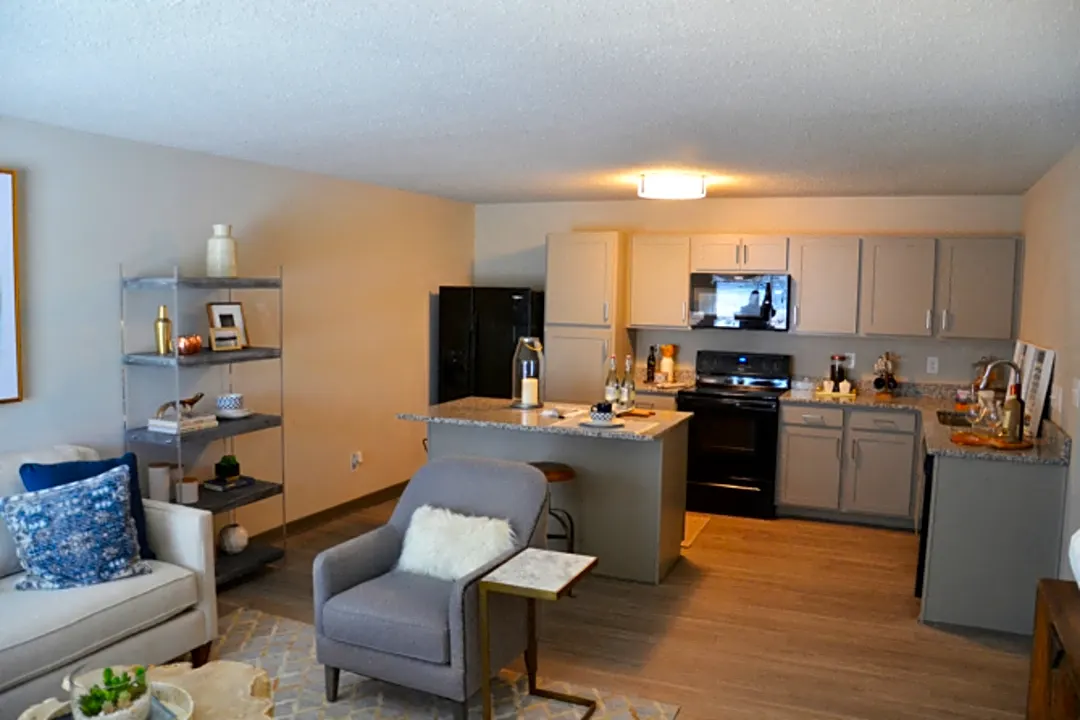 Avia Apartments Vestavia Al 35216