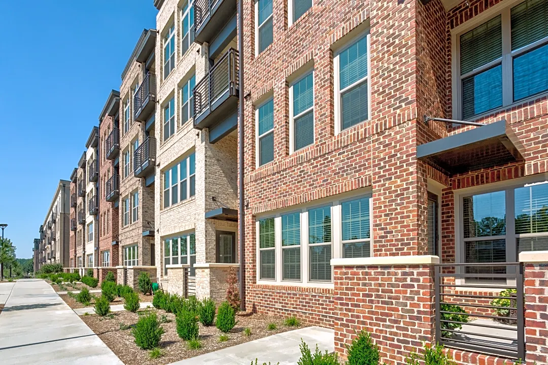 Sojourn Glenwood Place - 3700 Glenwood Ave, Raleigh, NC Apartments for  Rent