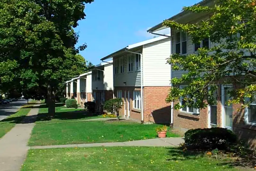 Creek House Commons - 45 Reviews, Rochester, NY Apartments for Rent