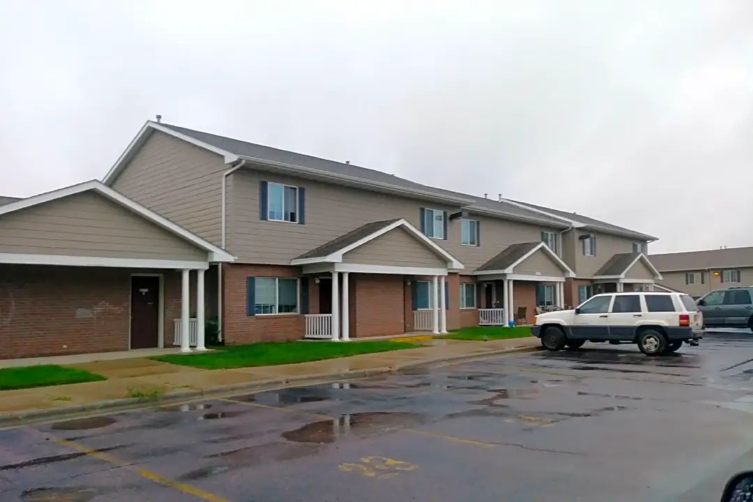 Stoney Creek Townhomes Townhomes for Rent - Sioux Falls, SD