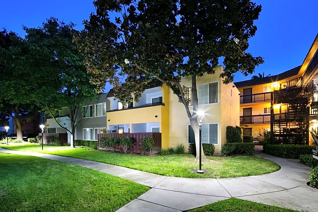 Victoria Gardens - 3 Reviews  Fremont, CA Apartments for Rent