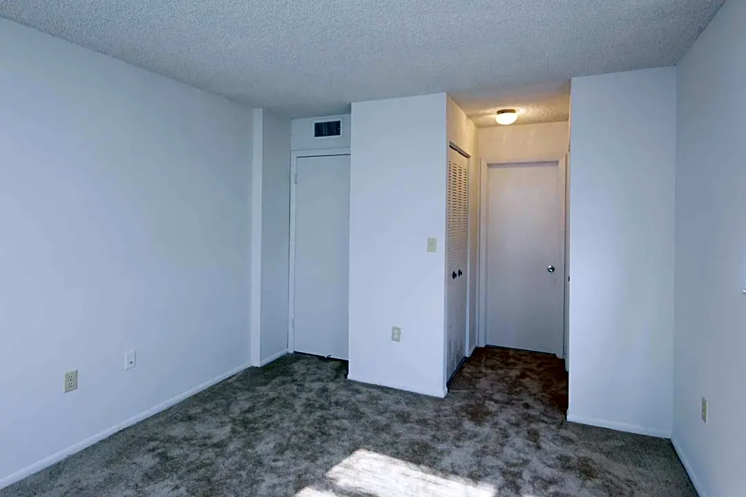 Lake Delray Apartments - Delray Beach, FL 33444