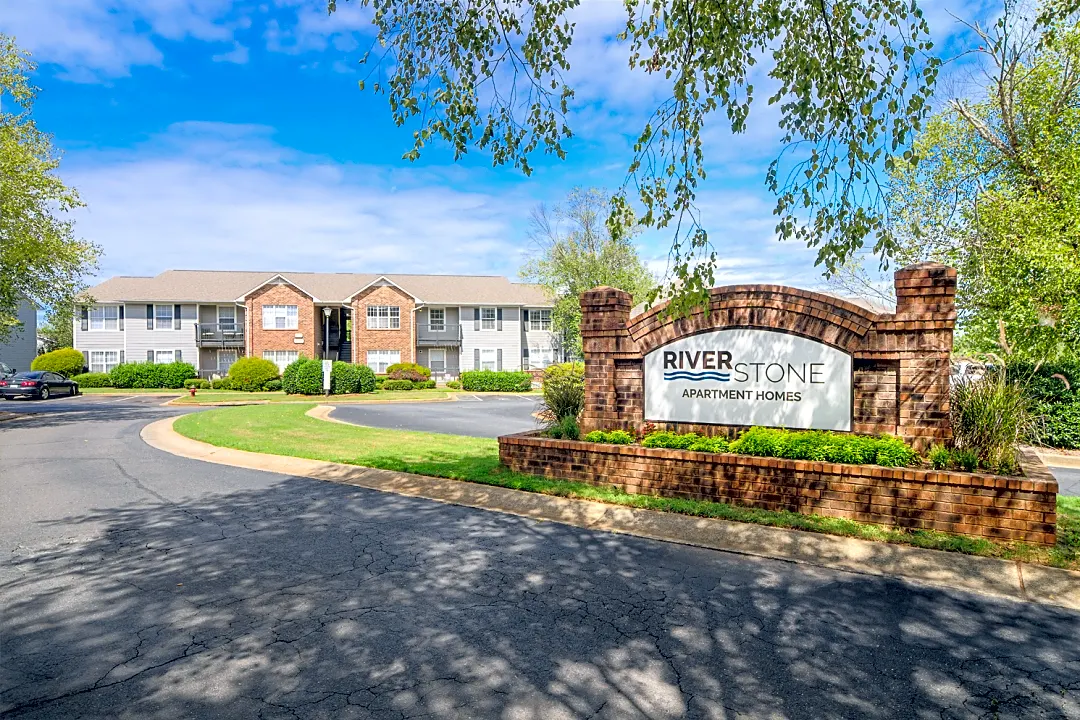 Riverstone Apartment Homes