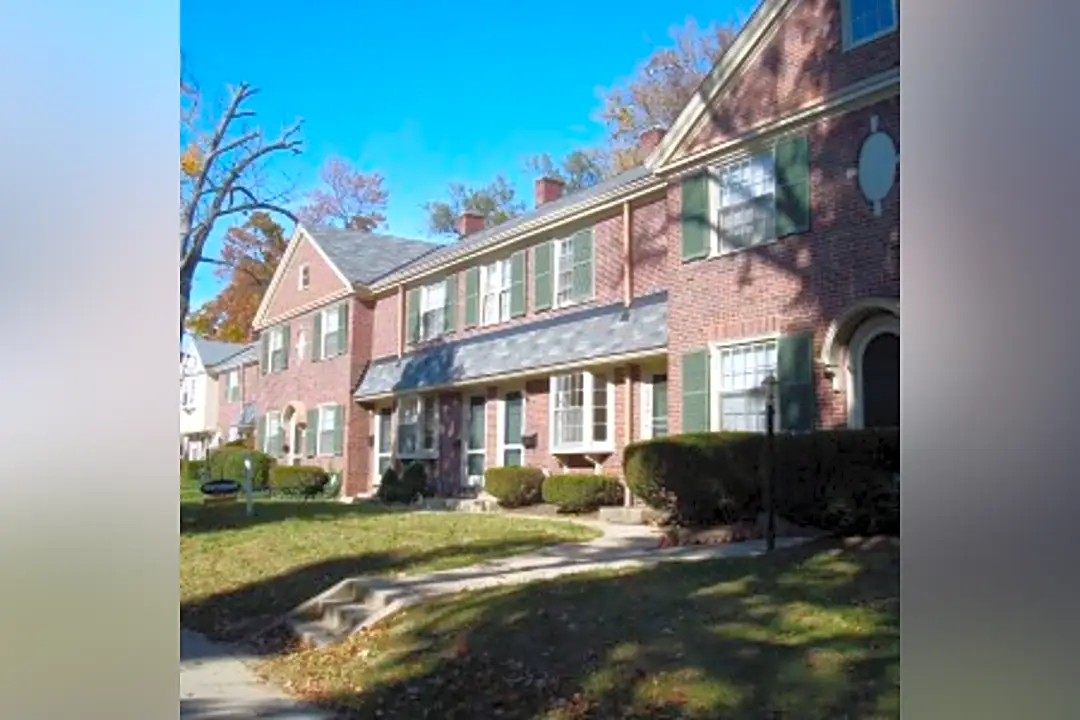 Mariemont Townhomes Cincinnati OH 45227