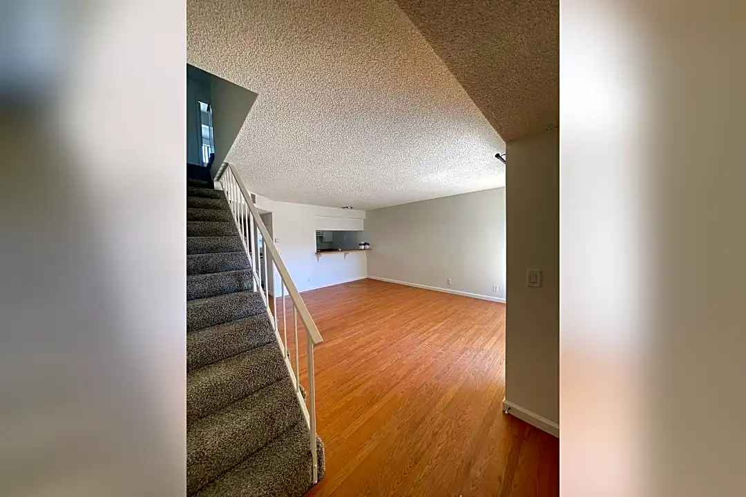 1311 W Cypress Ave 1311 W Cypress Ave unit B8 Lompoc, CA Houses